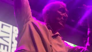 Outside The Train Don'T Run On Time GANG OF FOUR live