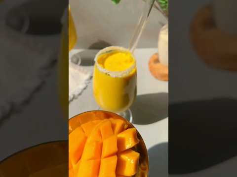 عصير مانجا منعش Shorts 