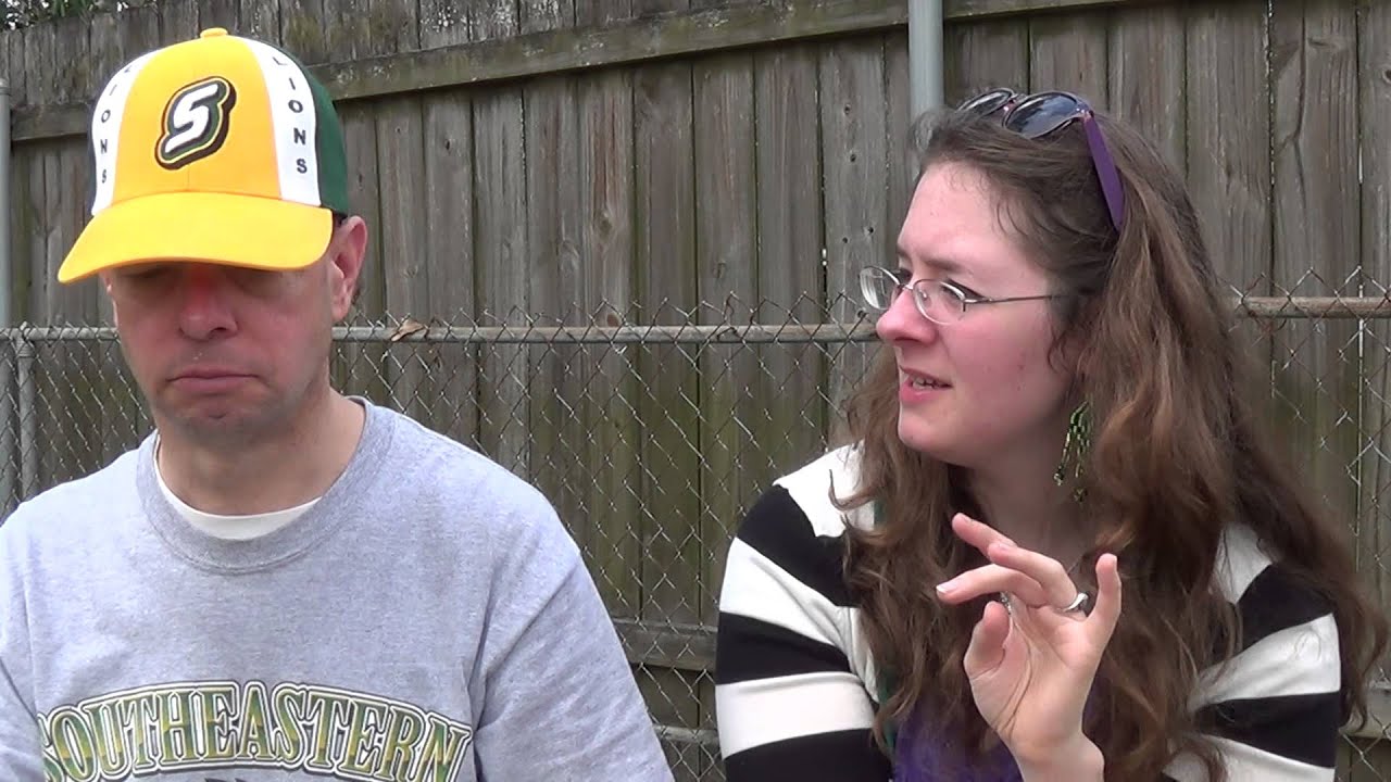 Louisiana Beer Reviews: Elizabeth tries Newcastle Brown Ale - YouTube