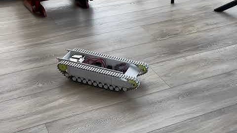 RC 1/16 Churchill Mk III - Dieppe Raid 1942 - Chassis driving test