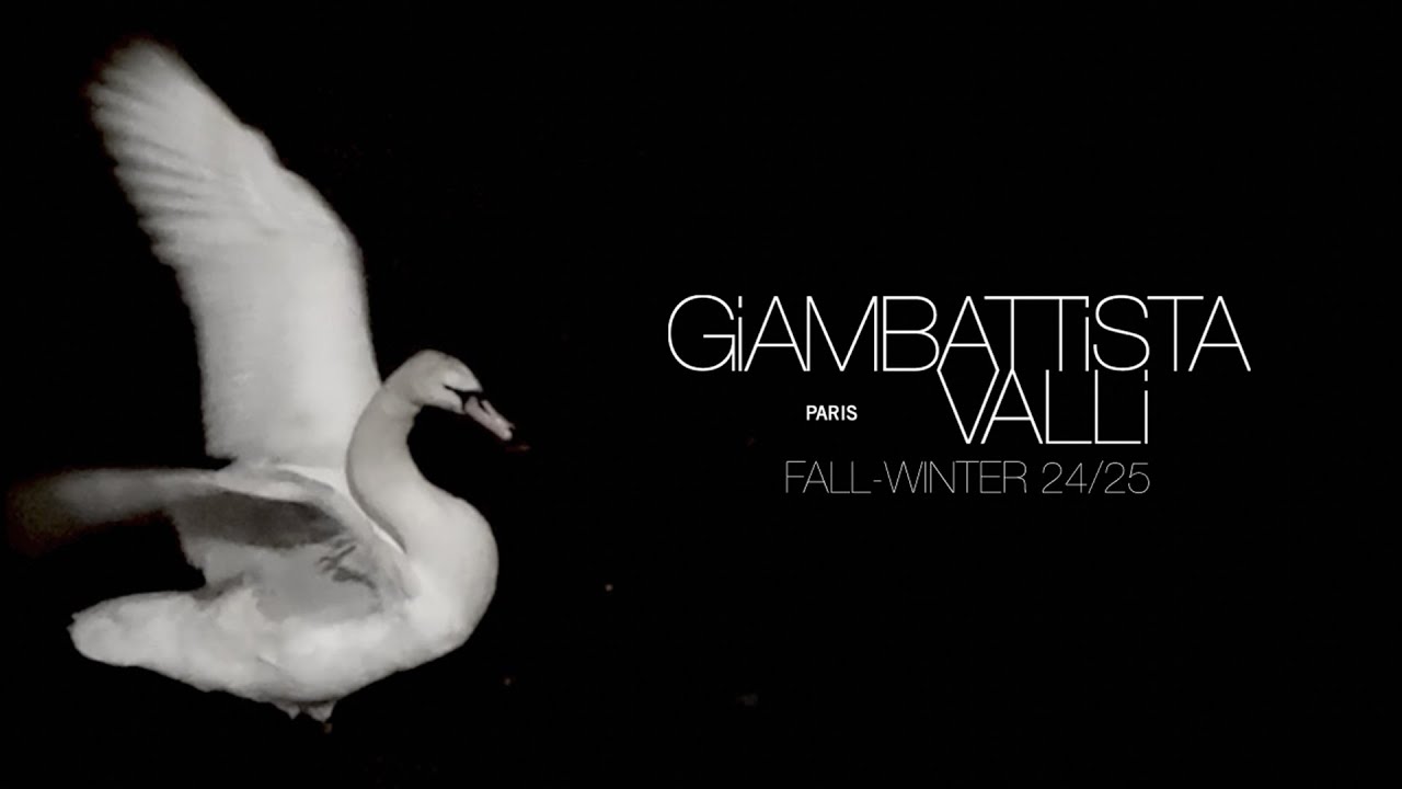 Giambattista Valli Fall/Winter 24-25 live show.