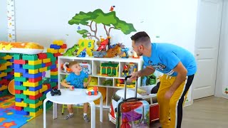 Platoha Moha plays with dad in the Hotel