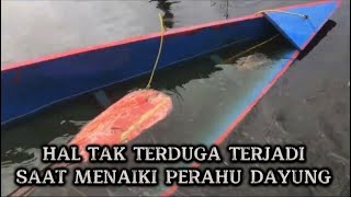 Eps40 PERAHU KAMI TERBALIK SAAT MENJATING IKAN DI TENGAH BANJIRNYA KEBUN SAWIT