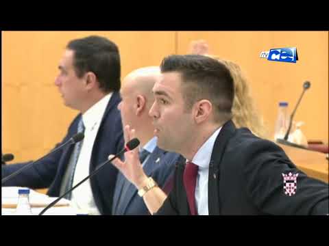 Vivas tercia para que el "transfugismo" no monopolice el debate