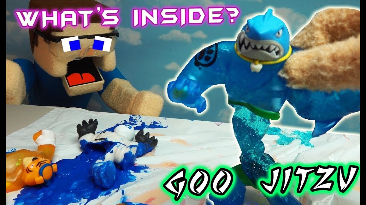 Squish Stretch And Flex With Heroes Of Goo Jit Zu A Toy Insider Play By Play By The Toy Insider - pixi is back in panda cafe and playing roblox youtube