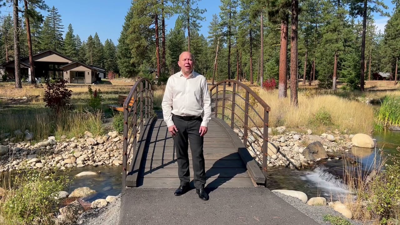 Христос — это имя мне дорого . Христос кто бы знал Твоё имя здесь . Віктор