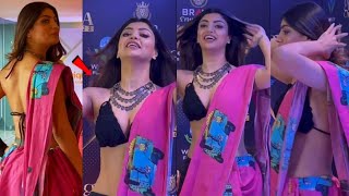 OMG...Yeh Kya Dikh Raha Woh Bhi Bouncing Ke Sath 😲😱👀Akanksha Puri At National Quality Awards 2023