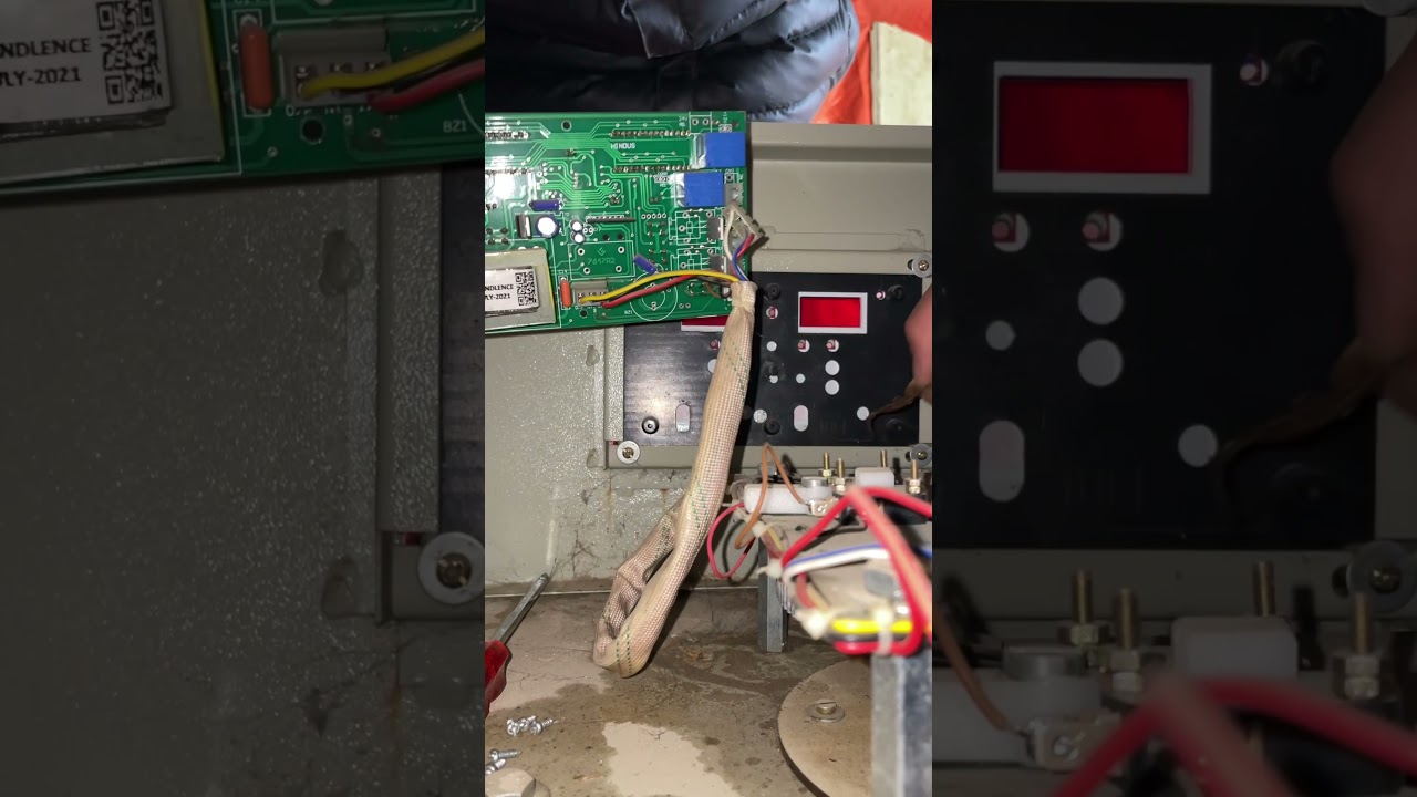 pcb boards blast \\ fire pcb \\ sarvo repaie  pcb fire 