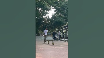 BOARDSLIDE BIGSPIN OUT🔥 #skate #skateboard #skateboarding #short #shorts #shortsvideo #boardslide