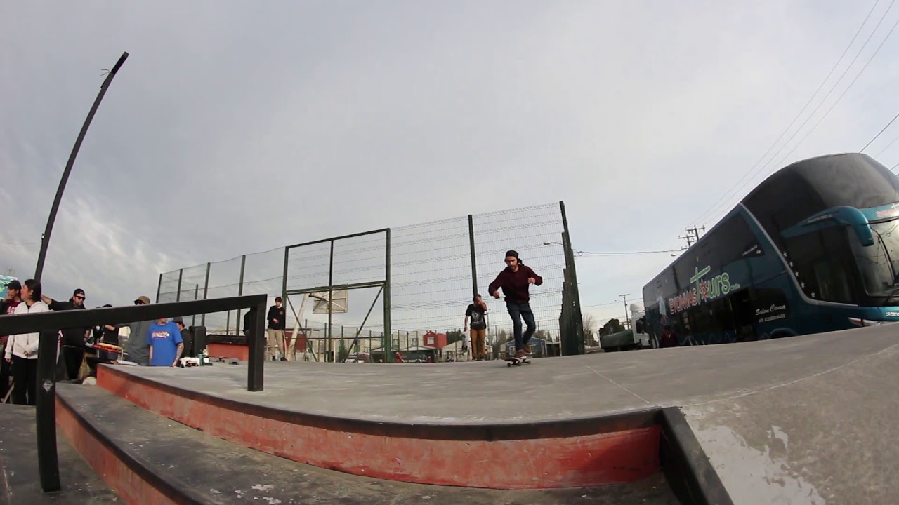 juangui bestrick club talcahuano skate, skatepark cabrero - YouTube