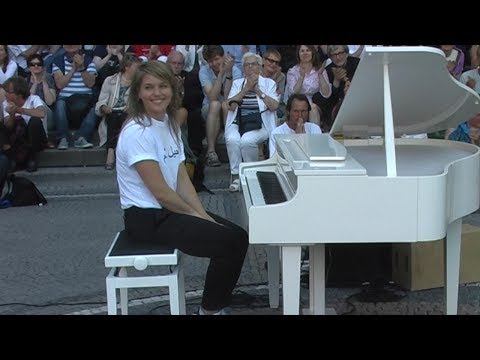 OTTAVIA MARIA MACERATINI, FRIEDENSKONZERT, Chopin, Schumann Liszt, u. a. - FRIEDENSWEG 2017