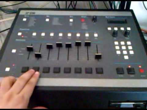 DJ ALX Emu SP1200 Beat Making