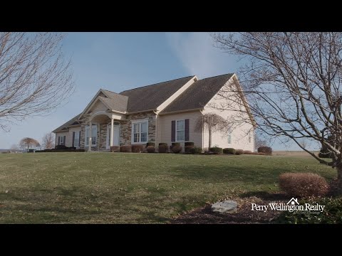 200 Ridgecrest Dr, Martinsburg, PA home video tour