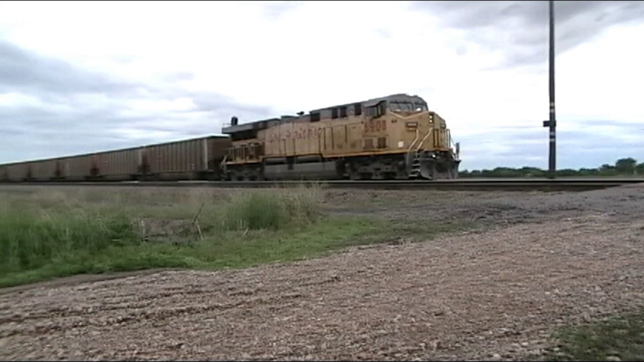 Union Pacific trains from Wood River to Kearney,NE from February 11 May 28,2011 YouTube