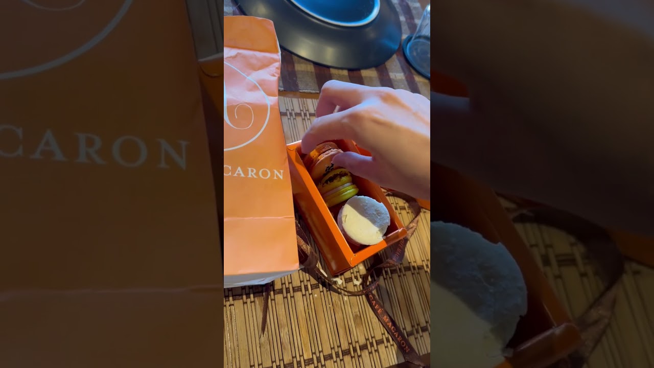 Yummy macarons from Café Macaron 😋😋 