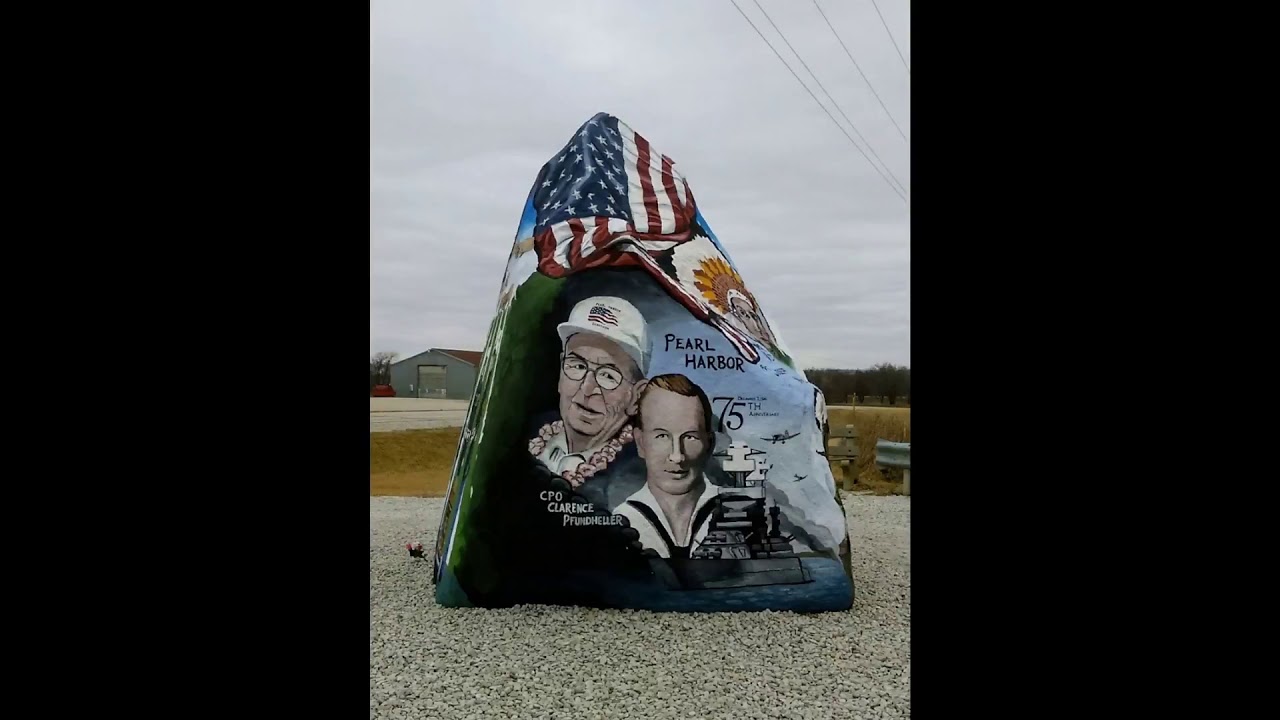 Freedom Rock in Menlo, Iowa 