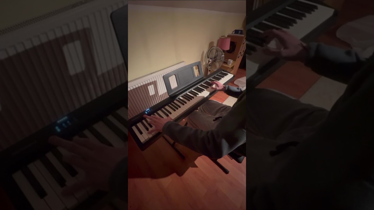 Resident Evil 3 Remake save/safe room soundtrack on piano