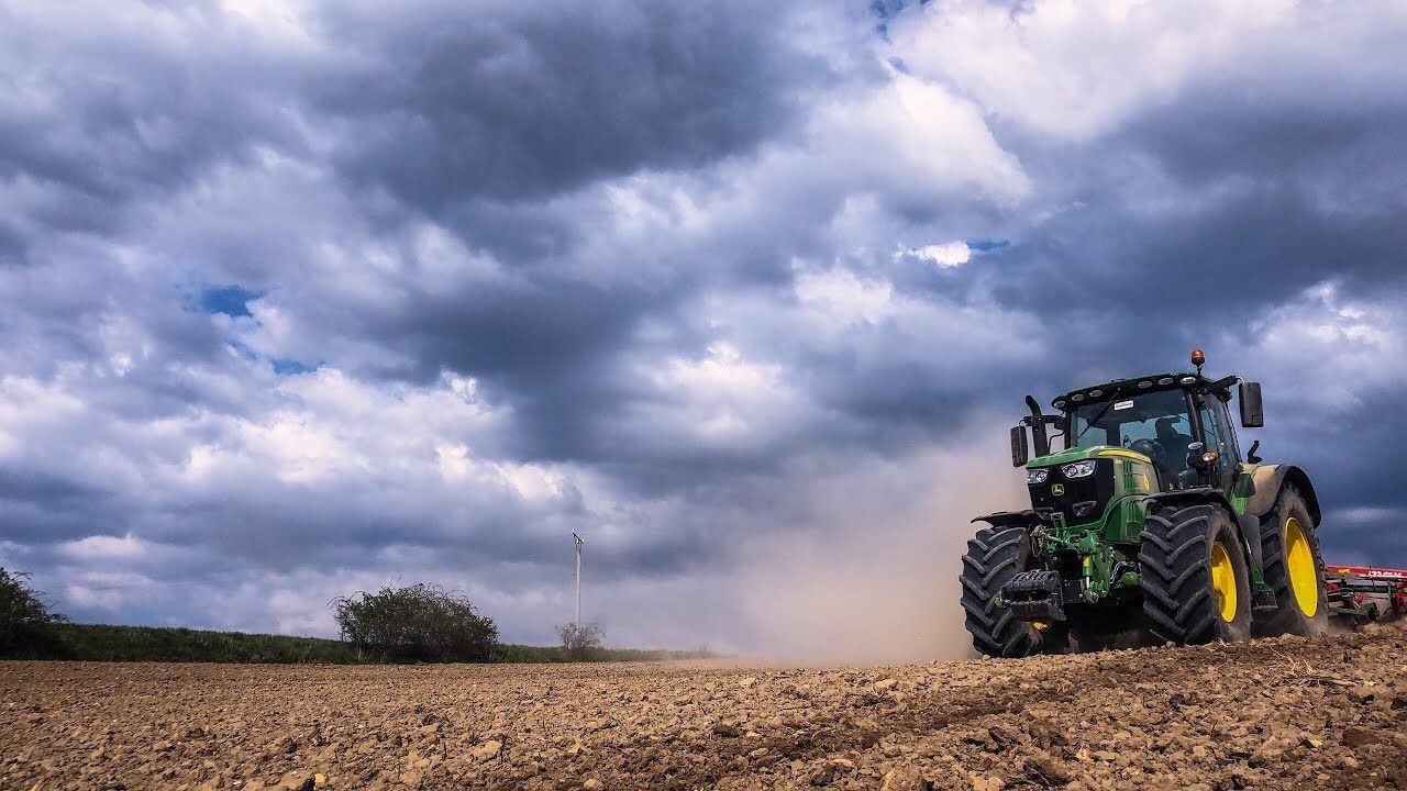 John Deere 6195R + Unia MAX 6m - testy polowe