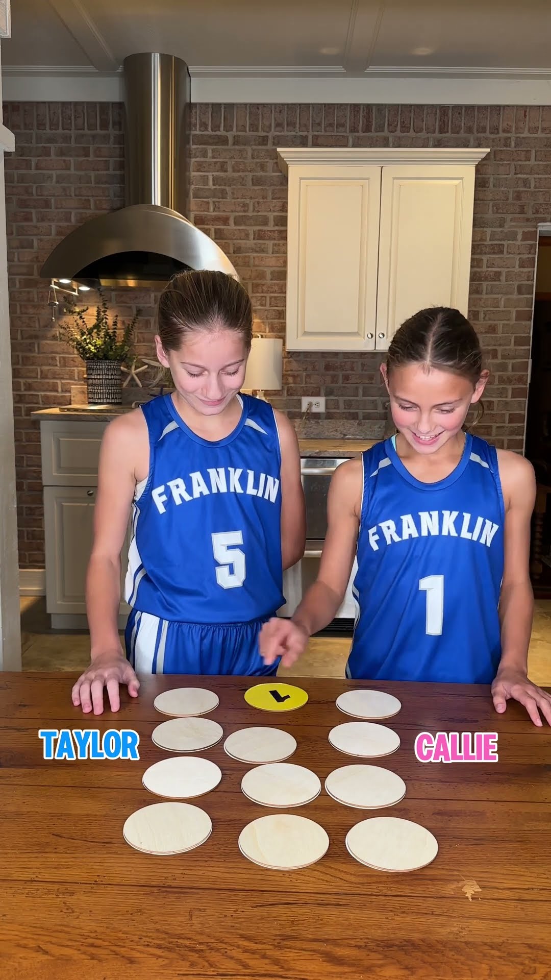 Who's the smartest in the number game??  #challenge #partygames #familyfun #familychallenge