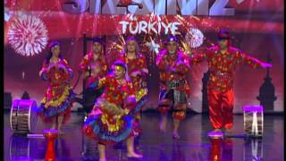 Yetenek Sizsiniz Türkiye - Roman Ateşi - 08.02.2012 Resimi
