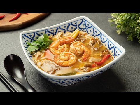 The Best Thai Food Recipe: Tom Yum Goong Nam Sai