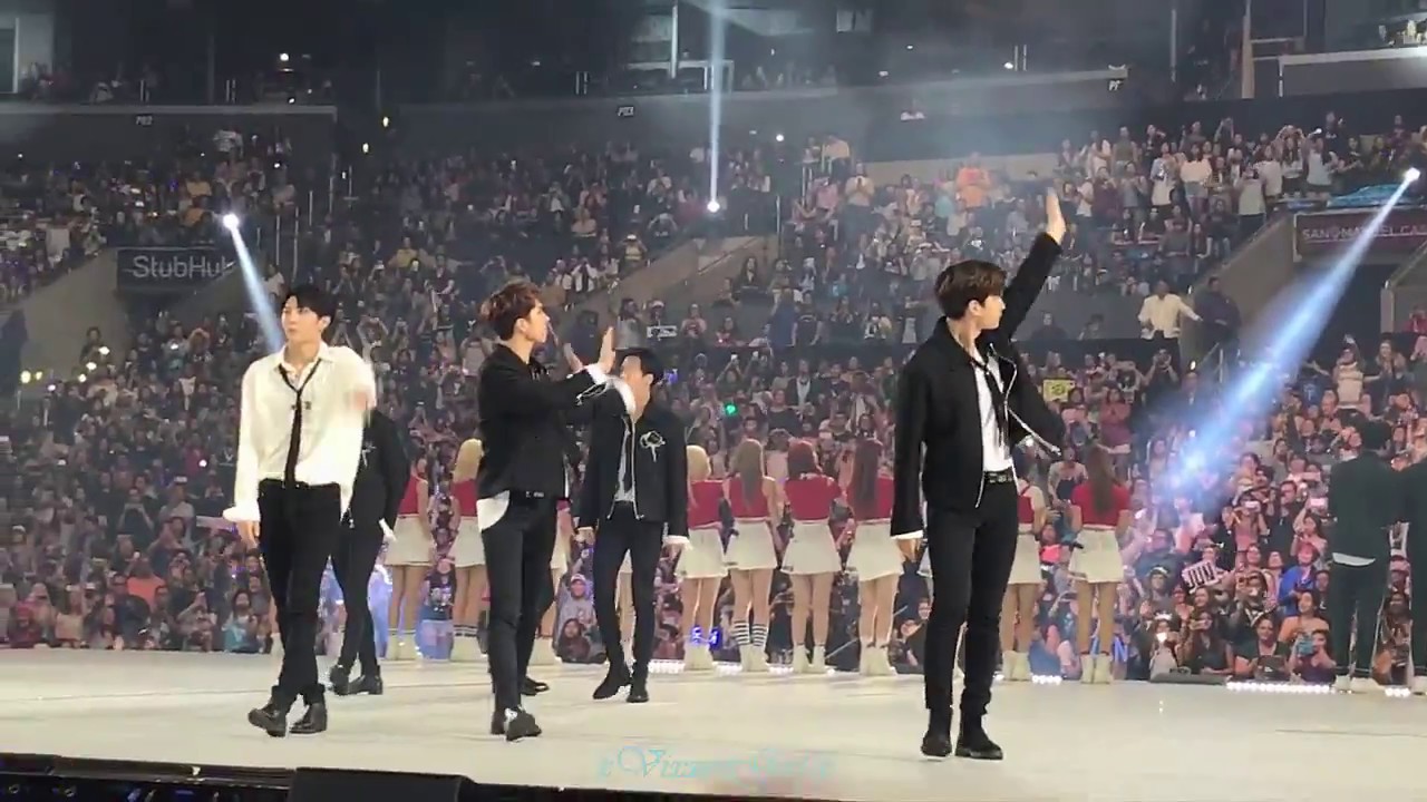VIXX Performance at KCONLA 2017 170819 [FANCAM]