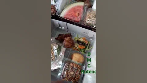 Nasi kotak Rendang ayam pesanan KPPN Ruteng...