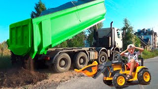 Real Dump Truck brought soil Alex ride on Power Wheels Tractor Excavator