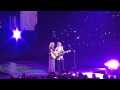 Taylor Swift and Lisa Kudrow (Phoebe Buffay) sing Smelly Cat