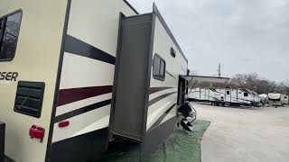 2019 Crossroads RV Cruiser AIRE CR28RD LUXURY FIFTH WHEEL RV TULSA OKLAHOMA UNDER $40,000! by RV OUTLET CENTER 92 views 1 year ago 1 minute, 13 seconds