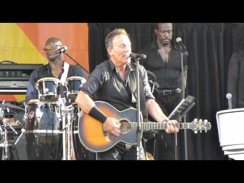 We Are Alive, Bruce Springsteen, New Orleans, 04.19.2012