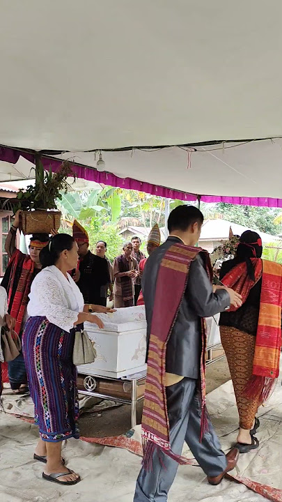Adat Batak bila orang tua meninggal dunia