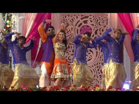 Abhi Pragya Celebrates Holi | HOLI Special Dance Performance | Zee Tv