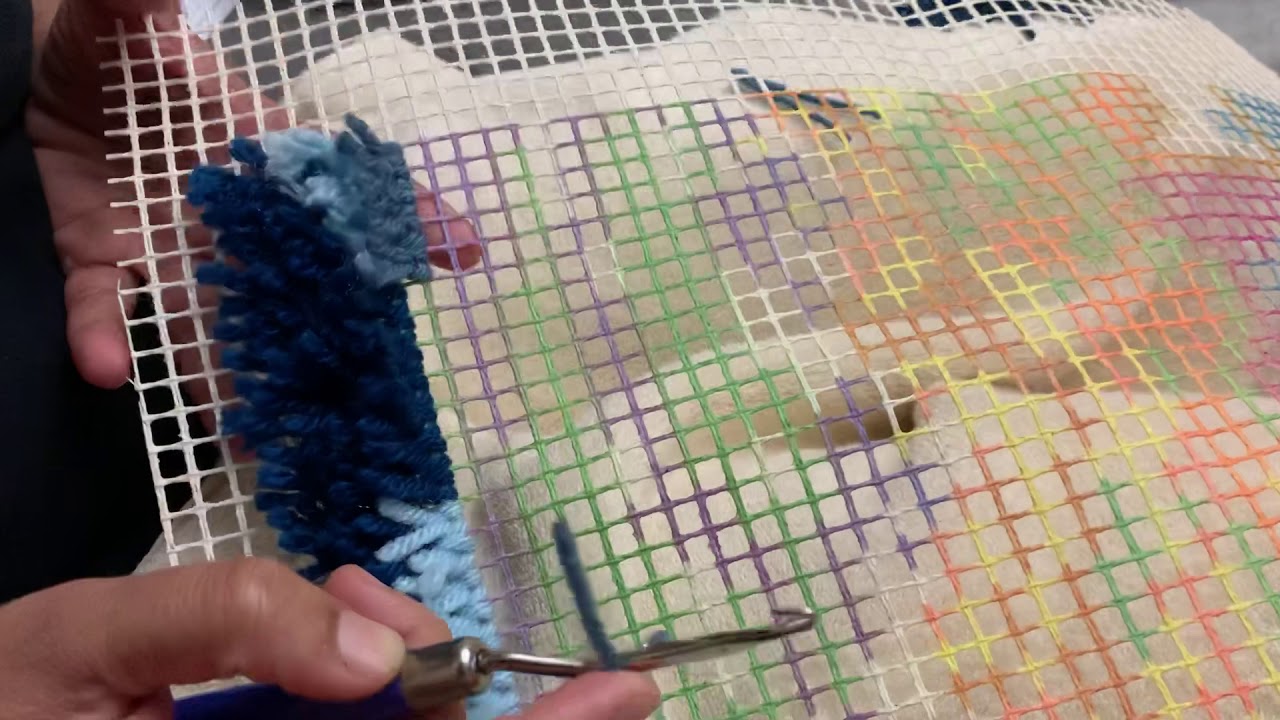 Latch Hook Program Latch Hooking in an Easy set up - YouTube
