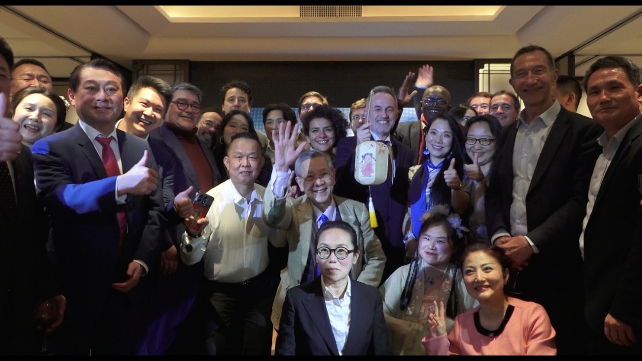 Municipales à Paris : Emmanuel Grégoire rencontre la communauté chinoise