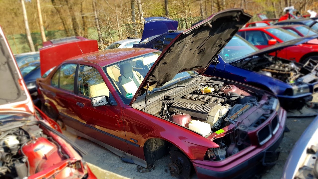 BMW e36 Schrottplatztour Junkyard these Cars are all gone Part.3 - YouTube