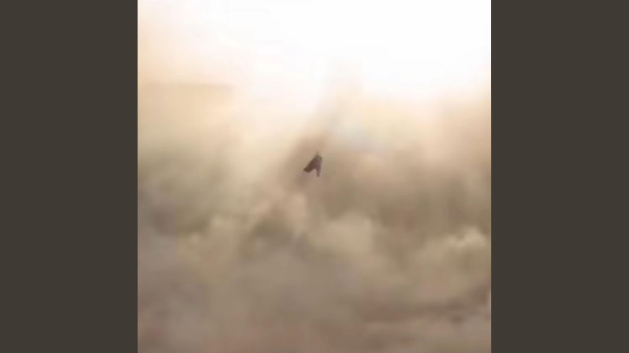 Guarda issue su YouTube Guarda issue su YouTube