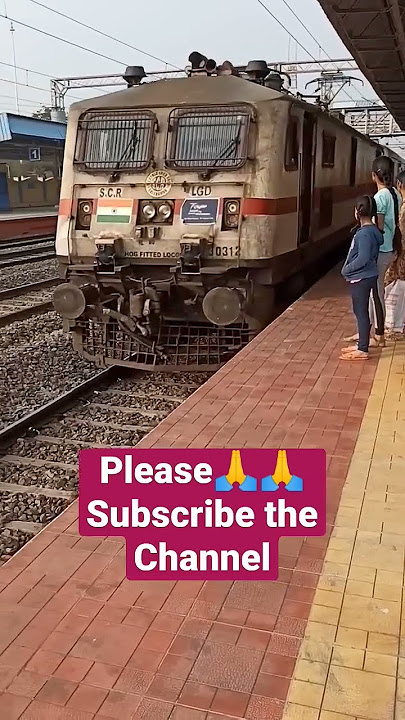 WAP 7 Loco Mass Entry 🔥🔥 #shorts #indianrailways #travel #hyderabad #train#kaghaznagar