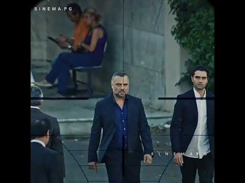 واثق الخطوة يمشي ملكا