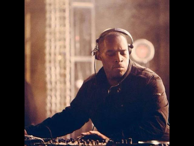 Kevin Saunderson - Live @ Novalectra Eindhoven (28-10-2006)