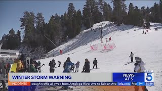 Residents enjoy snow ahead of winter storm rolling in across the region