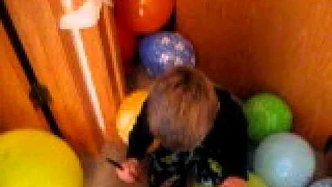 The shrinking balloon room