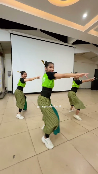 Wenaaaakss semuamuanya @deri_ardi @azmyy.z @restumbag 🔥Vidio @sanggartarimutiara.id