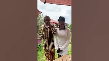 MAMAA AKIKUAMBIA UMPELEKE OUT NA AUNA PESA Comedymove Comedy Funny Crooze 