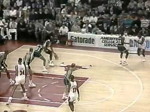 Ricky Pierce (38pts) vs. Bulls (1990)