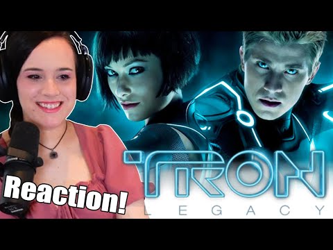First Time Watching! - TRON: LEGACY - Movie Reaction - bunnytails