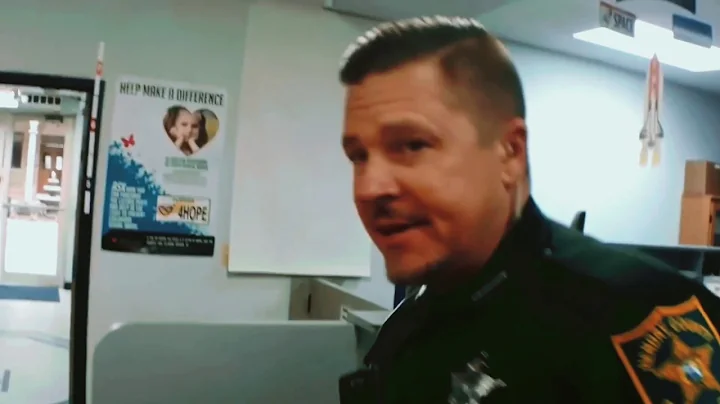 Watch these officers get schooled on the 1st Amendment