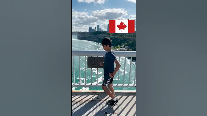 US CANADA BORDER 🇺🇸 🇨🇦 - RAINBOW BRIDGE #niagarafalls #USA #border #shorts