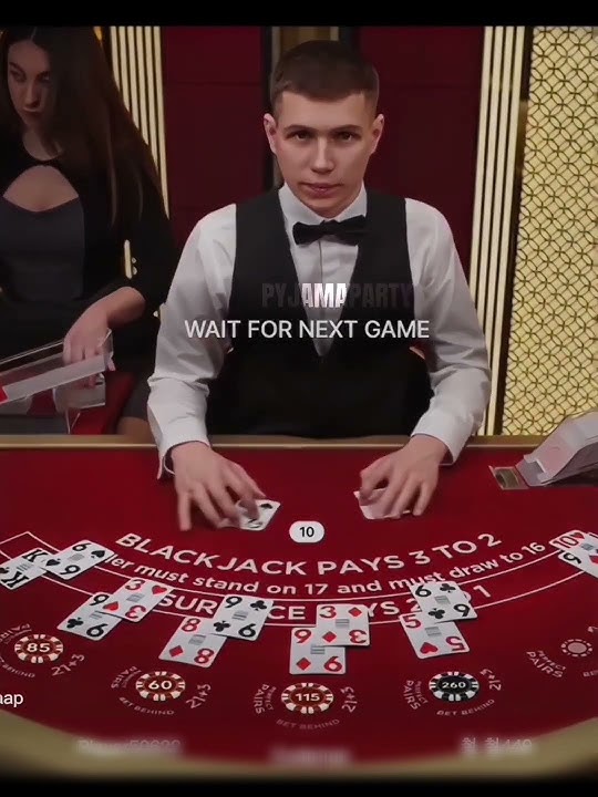 Dealer Caught Helping Players Win ! #blackjack #online