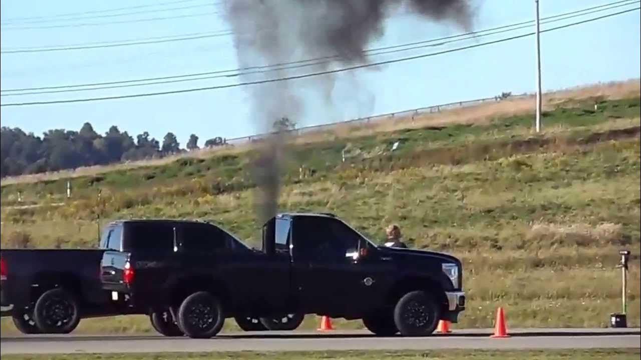 Flashlight Drags! Waynesburg, PA Sept '13 10 YouTube